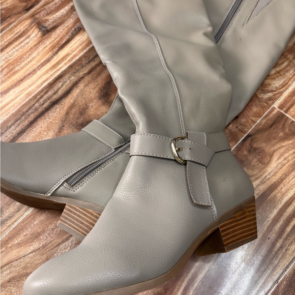 NWOT Grey Riding Boots - Picture 2 of 6
